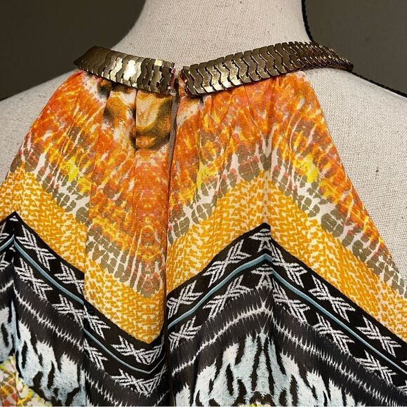 Asymmetrical halter zigzag print dress - Picture 8 of 15